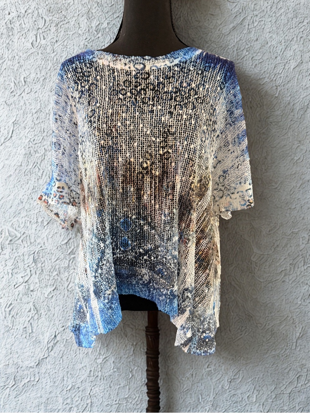 Open Knit Short Sleeve Top in Blue and Cream